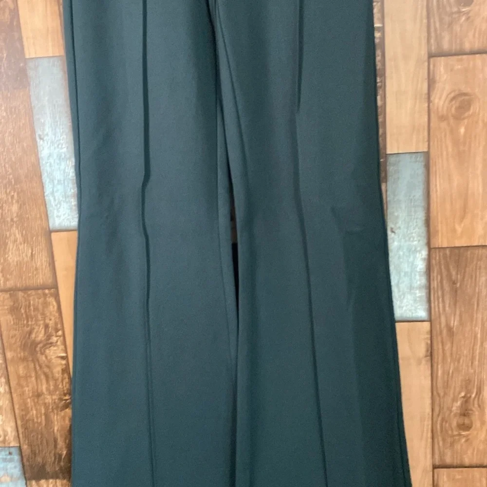 A new day green stretch high waisted flare slacks - Picture 3 of 16